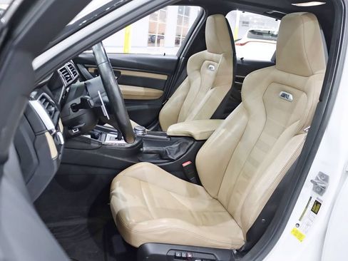 Used 2016 BMW M3 RWD image 29