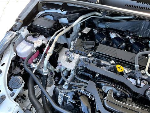 Used 2022 Toyota Corolla SE image 31