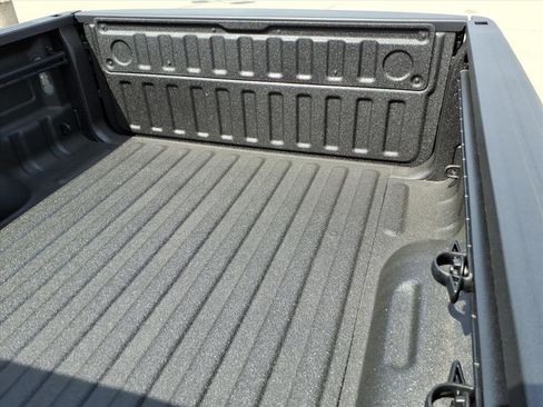New 2026 RAM 1500 Express AWD/4WD image 13