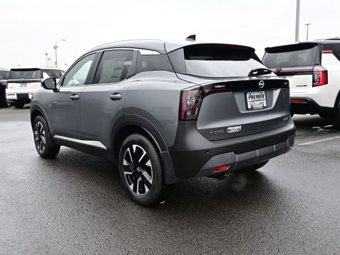 New 2026 Nissan Kicks SV image 6