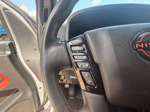 Used 2024 Nissan Frontier Pro-X RWD image 15