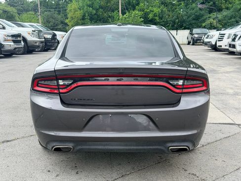 Used 2021 Dodge Charger SXT w/ Leather Interior Group RWD image 5
