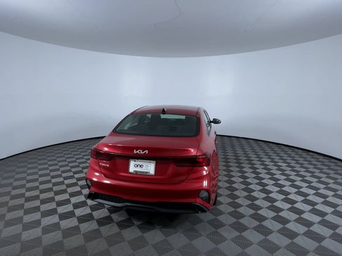 Used 2023 Kia Forte LXS FWD image 8