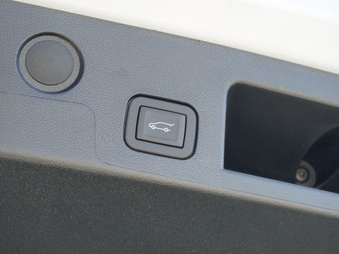 New 2026 Chevrolet Equinox RS w/ Convenience Package III image 10