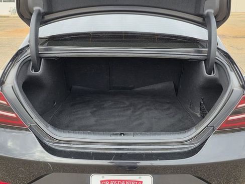 Used 2023 Genesis G70 2.0T image 29