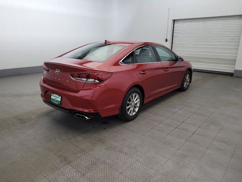 Used 2019 Hyundai Sonata SE w/ Winter Weather Package image 9