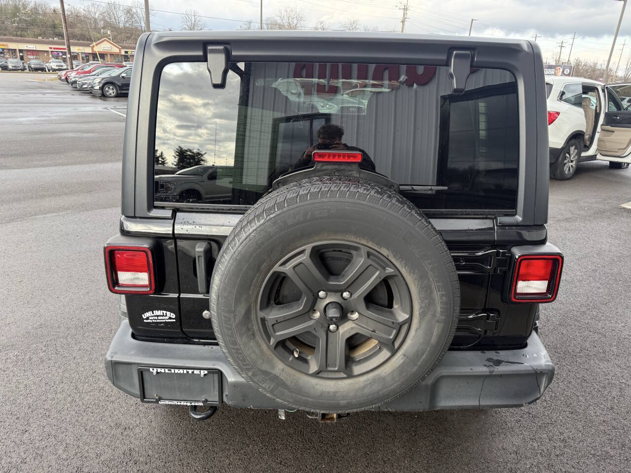 Used 2020 Jeep Wrangler Unlimited Sport S AWD/4WD image 9