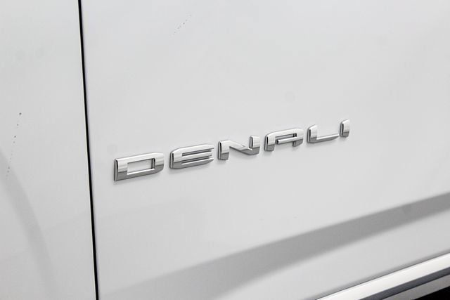 New 2026 GMC Yukon Denali w/ Sun & Power Step Package AWD/4WD image 29