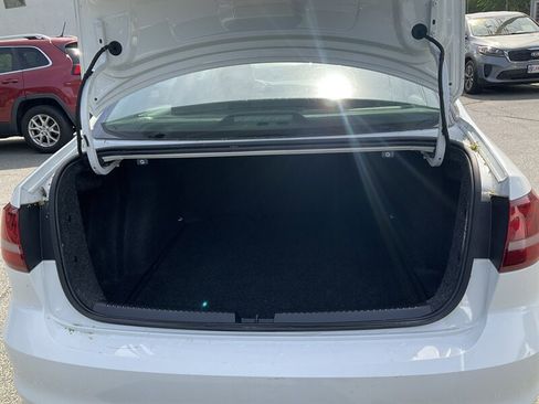 Used 2017 Volkswagen Jetta S FWD image 11