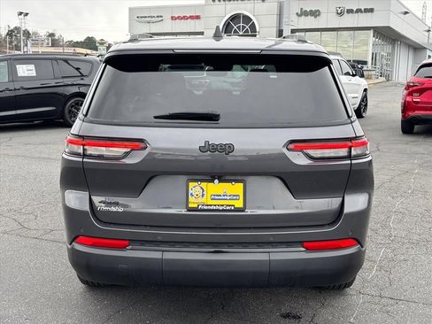 Used 2024 Jeep Grand Cherokee L Laredo image 23