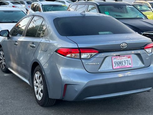 Certified 2022 Toyota Corolla LE image 6
