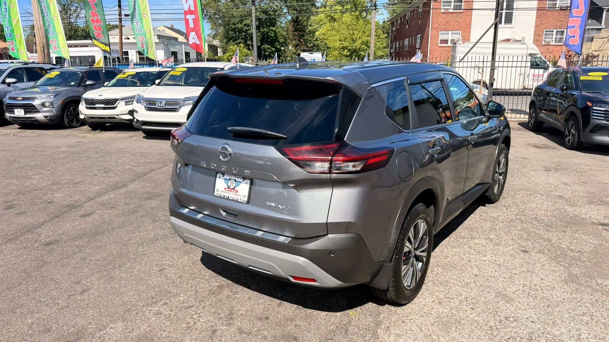 Used 2021 Nissan Rogue SV AWD/4WD image 7