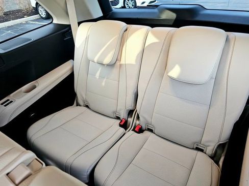 Used 2022 Mercedes-Benz GLS 450 4MATIC image 26