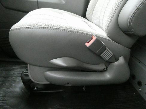 New 2025 GMC Savana 3500 w/ Driver Convenience Package RWD image 8