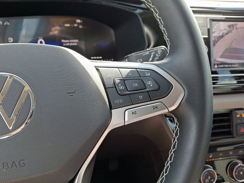 Certified 2024 Volkswagen Taos S AWD/4WD image 20