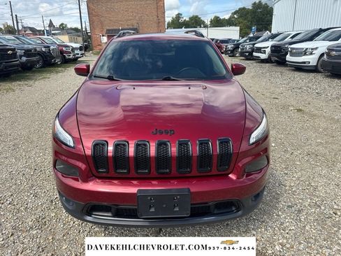 Used 2017 Jeep Cherokee High Altitude AWD/4WD image 5