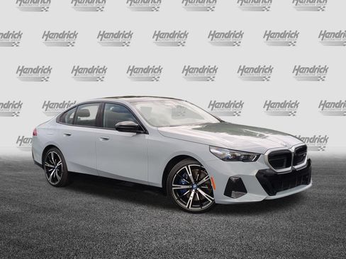Used 2025 BMW i5 M60 AWD/4WD image 2