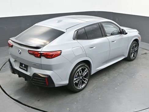 Certified 2024 BMW X2 xDrive28i w/ M Sport Package image 48