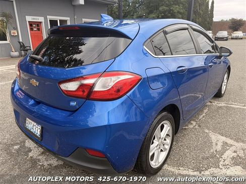 Used 2018 Chevrolet Cruze LT FWD image 7