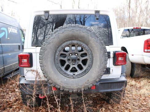 Used 2021 Jeep Wrangler Unlimited Rubicon w/ Xtreme Recon 35" Tire Package image 7