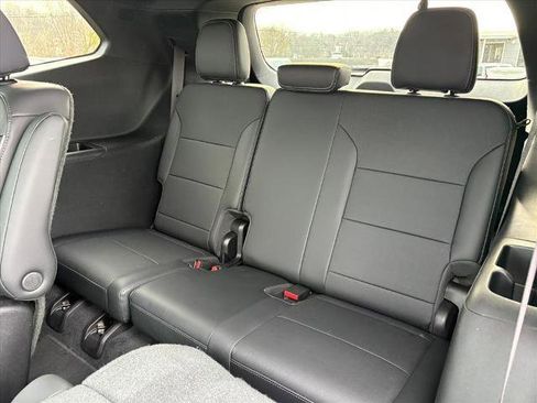 Certified 2025 Buick Enclave Preferred image 10