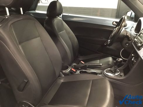 Used 2013 Volkswagen Beetle 2.5 FWD image 35