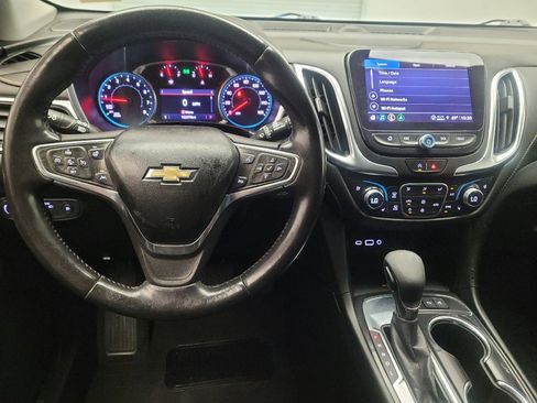 Used 2022 Chevrolet Equinox Premier FWD image 22