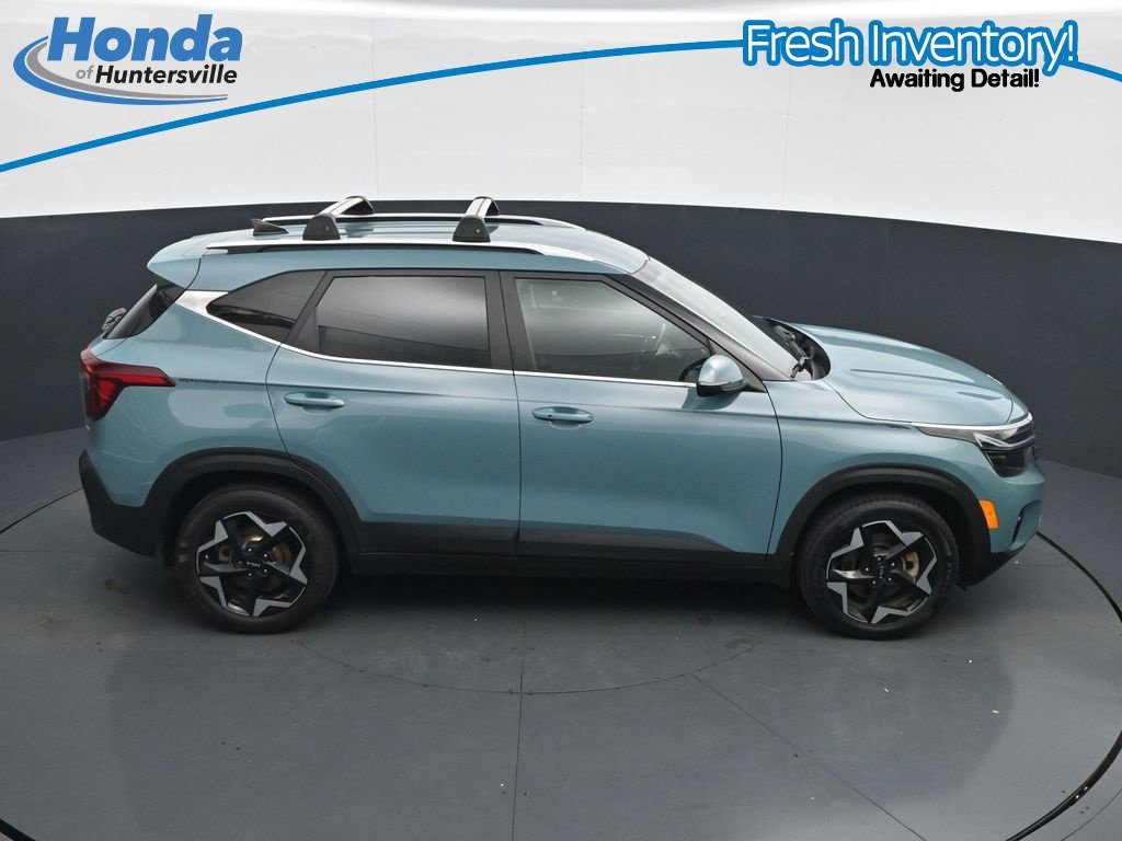 Used 2025 Kia Seltos EX AWD/4WD image 28