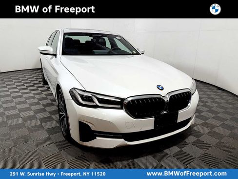 Certified 2023 BMW 540i xDrive w/ Premium Package AWD/4WD image 1
