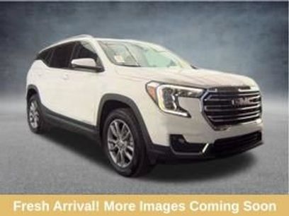 Used 2024 GMC Terrain SLT