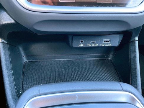 Used 2024 Subaru Crosstrek 2.0i Premium image 27