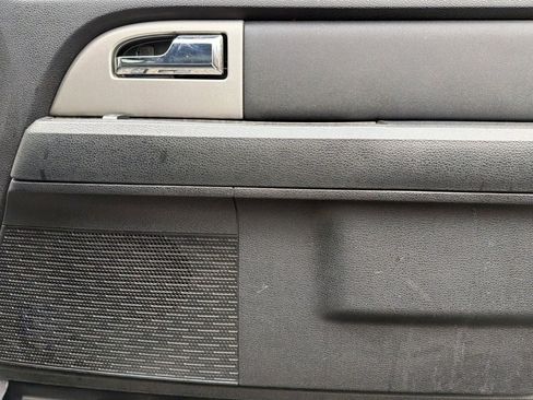 Used 2016 Ford Expedition EL Limited image 24