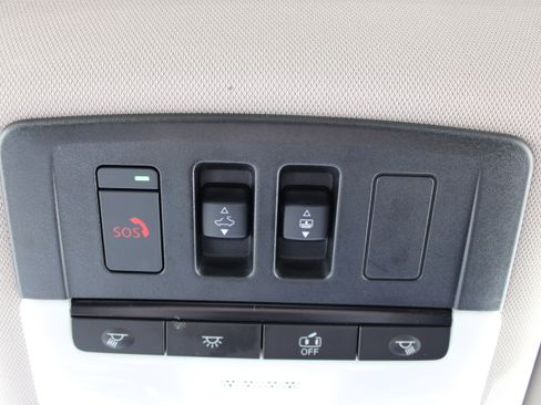 Certified 2023 Nissan Rogue SL w/ SL Premium Package AWD/4WD image 24