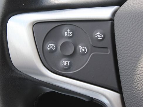 Used 2023 GMC Acadia SLT w/ LPO, Floor Liner Package AWD/4WD image 25