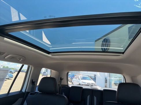 New 2026 Volkswagen Atlas Peak Edition AWD/4WD image 18
