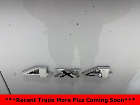 Used 2019 Jeep Cherokee Limited image 27