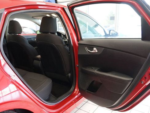 Used 2019 Kia Forte LXS image 43