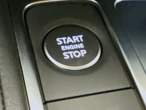 Certified 2025 INFINITI QX60 Luxe w/ Black Edition image 21