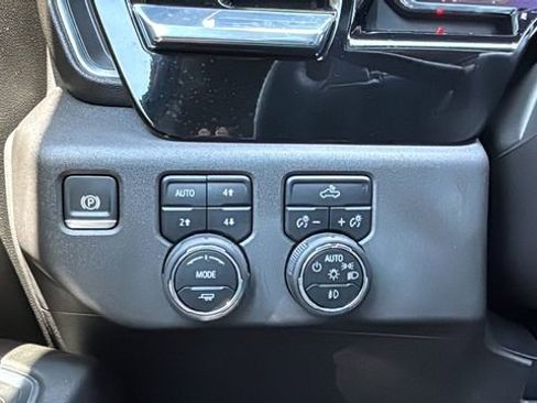 Used 2024 Chevrolet Silverado 1500 LT Trail Boss w/ Protection Package image 21