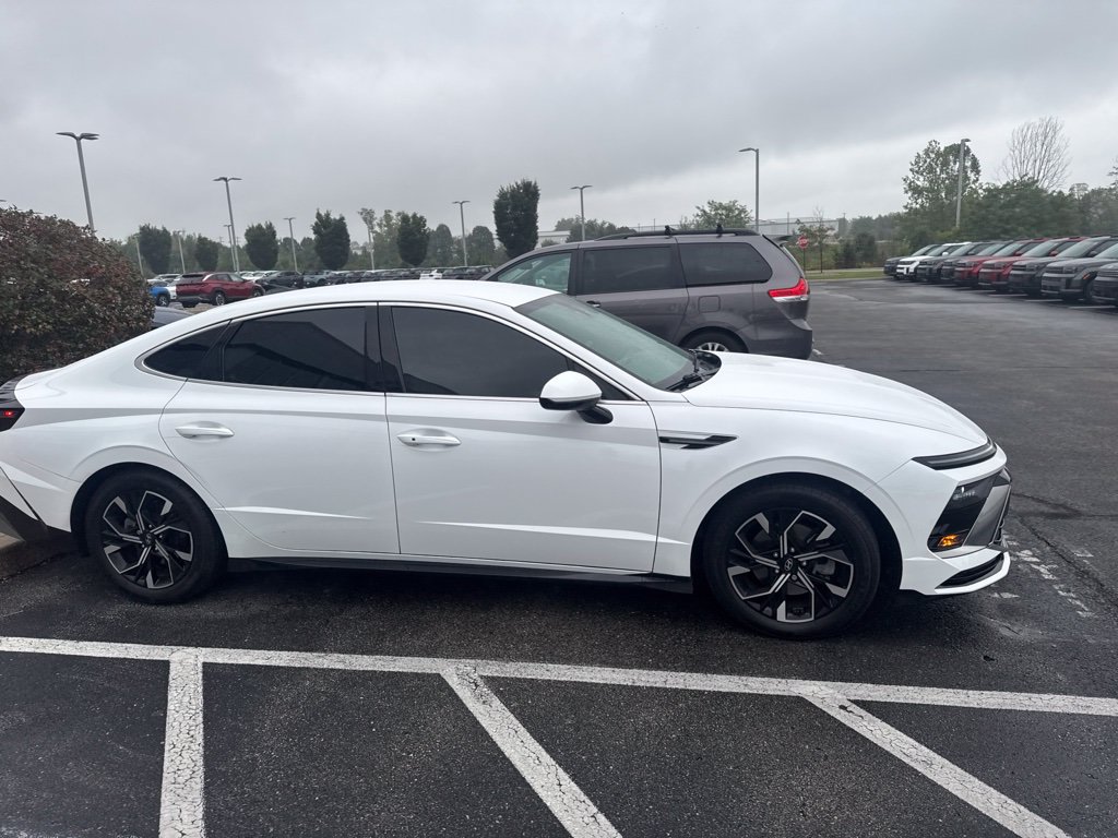 Certified 2024 Hyundai Sonata SEL AWD/4WD image 4