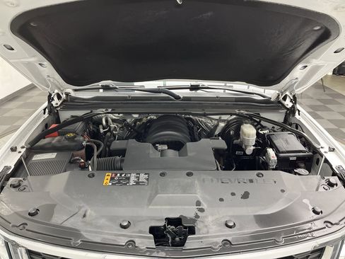 Used 2018 Chevrolet Tahoe LT image 32