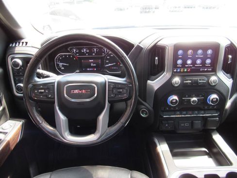 Used 2021 GMC Sierra 1500 SLT w/ SLT Premium Package AWD/4WD image 5