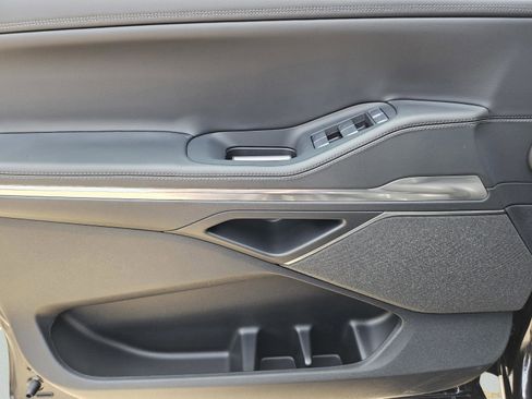 New 2025 Lincoln Navigator Reserve w/ Jet Appearance Package image 11