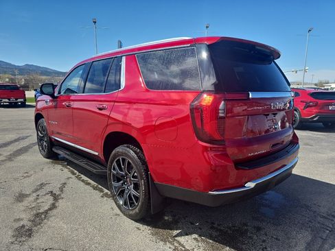 Certified 2025 GMC Yukon Elevation image 2