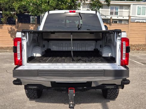 Used 2024 Ford F250 Lariat w/ Tremor Off-Road Package AWD/4WD image 26