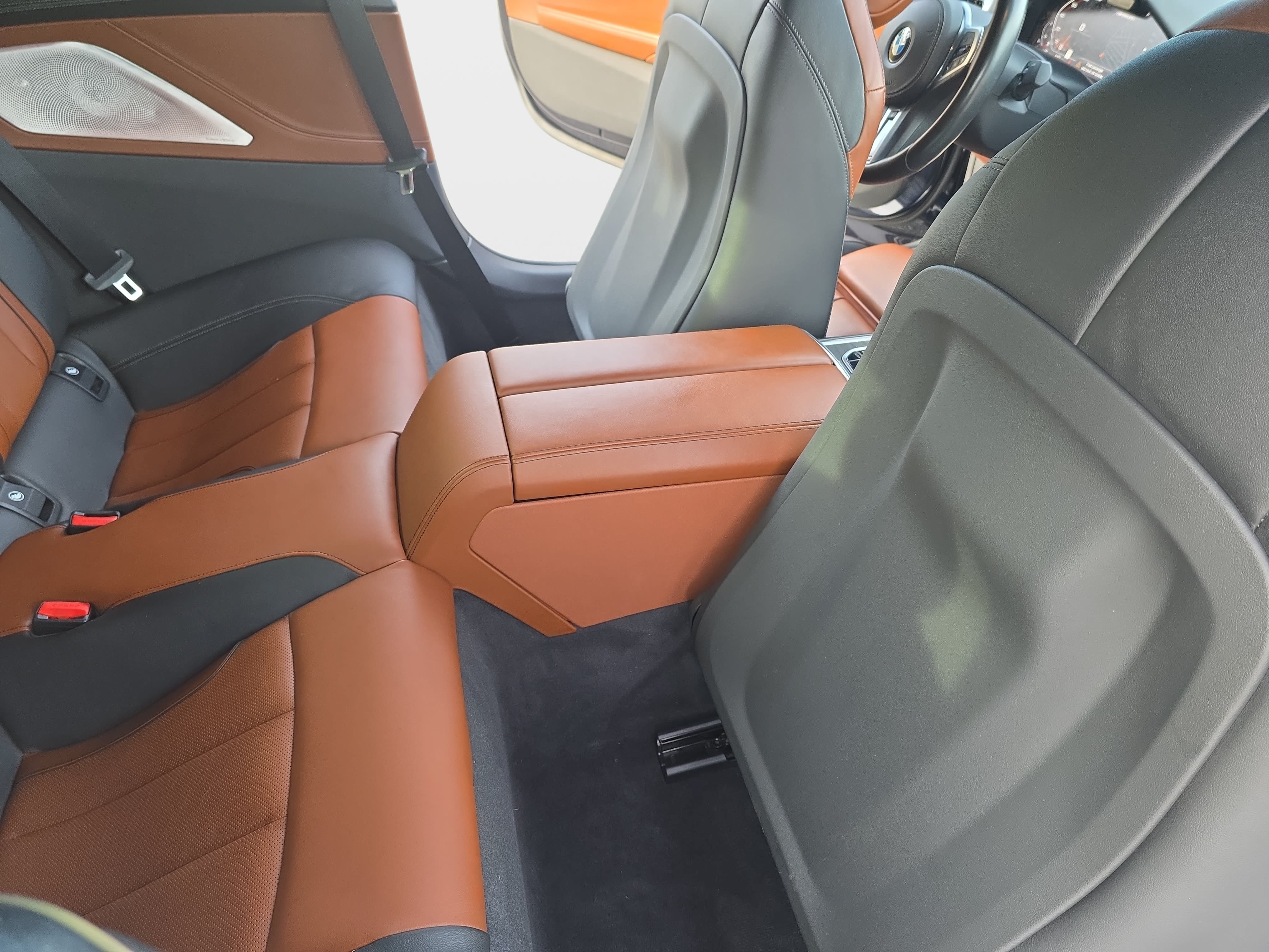 Used 2019 BMW M850i xDrive Convertible AWD/4WD image 11