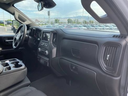 Used 2025 GMC Sierra 3500 Pro AWD/4WD image 17