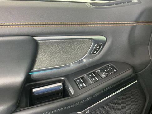 Used 2025 Ford Expedition Tremor AWD/4WD image 14