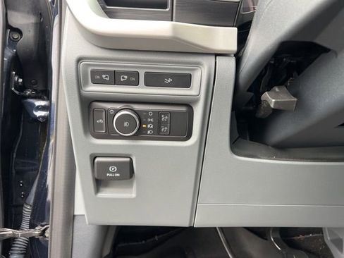 Used 2022 Ford F150 XLT w/ Equipment Group 302A High image 23