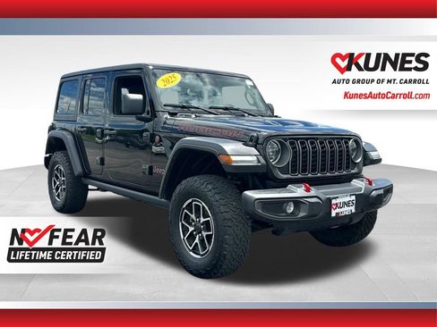 Used 2025 Jeep Wrangler Unlimited Rubicon AWD/4WD image 1
